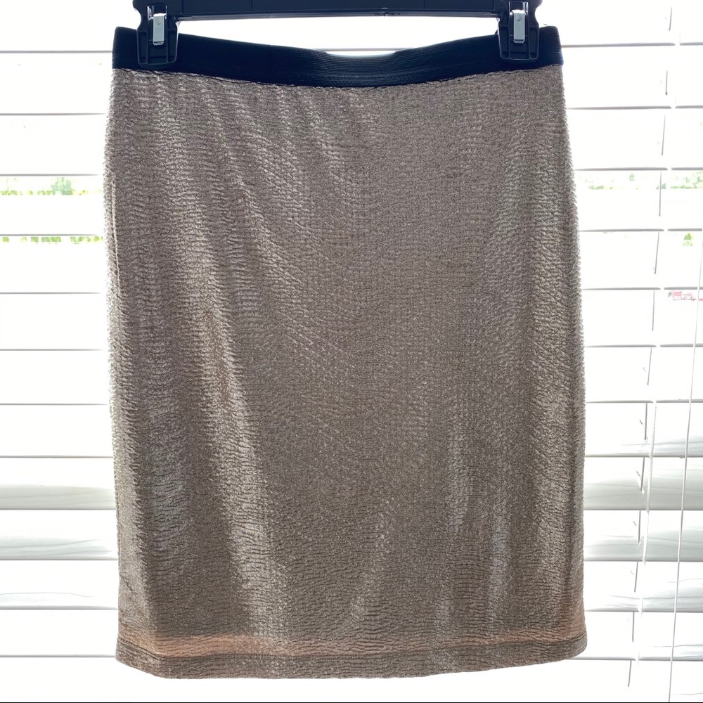 ⚜️Gold/Silver Skirt Forever21 - Picture 2 of 6